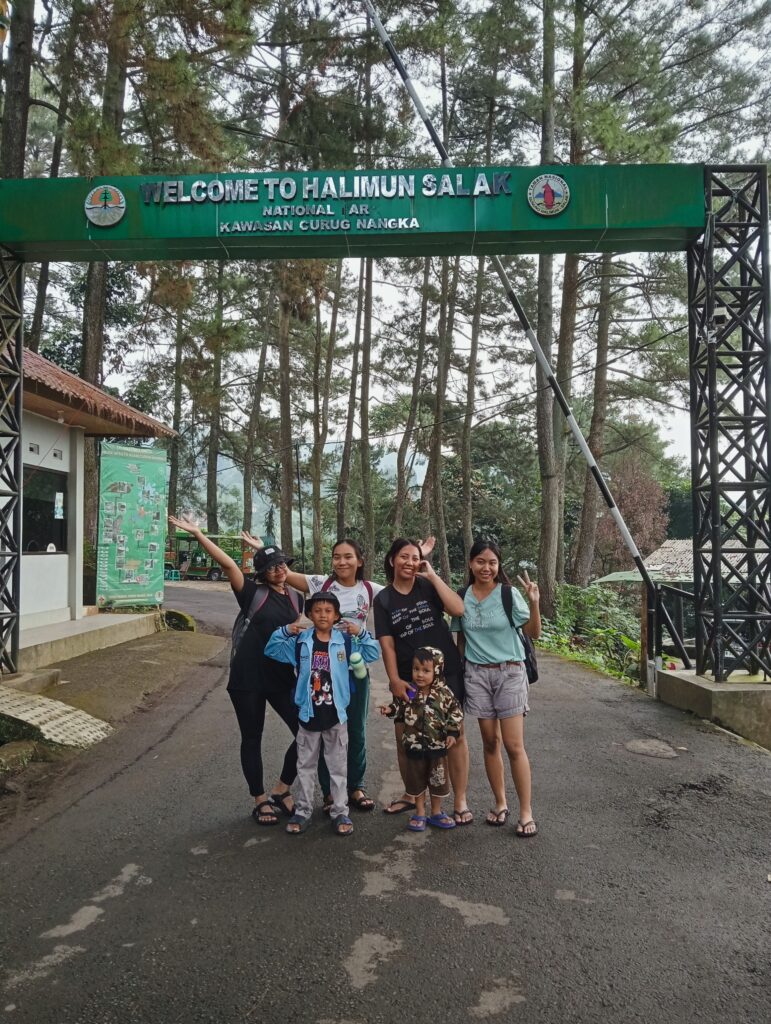 Pintu masuk Kawasan Curug Nangka